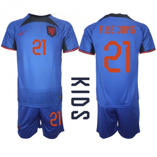 Otroški Nogometni dresi Nizozemska Frenkie de Jong #21 Gostujoči SP 2022 Kratek Rokav (+ Kratke hlače)